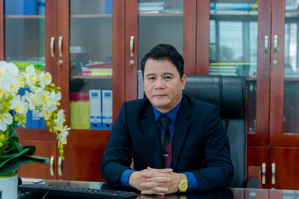 Nhà giáo Nguyễn Minh Cường và mái trường nghệ thuật Tây Bắc